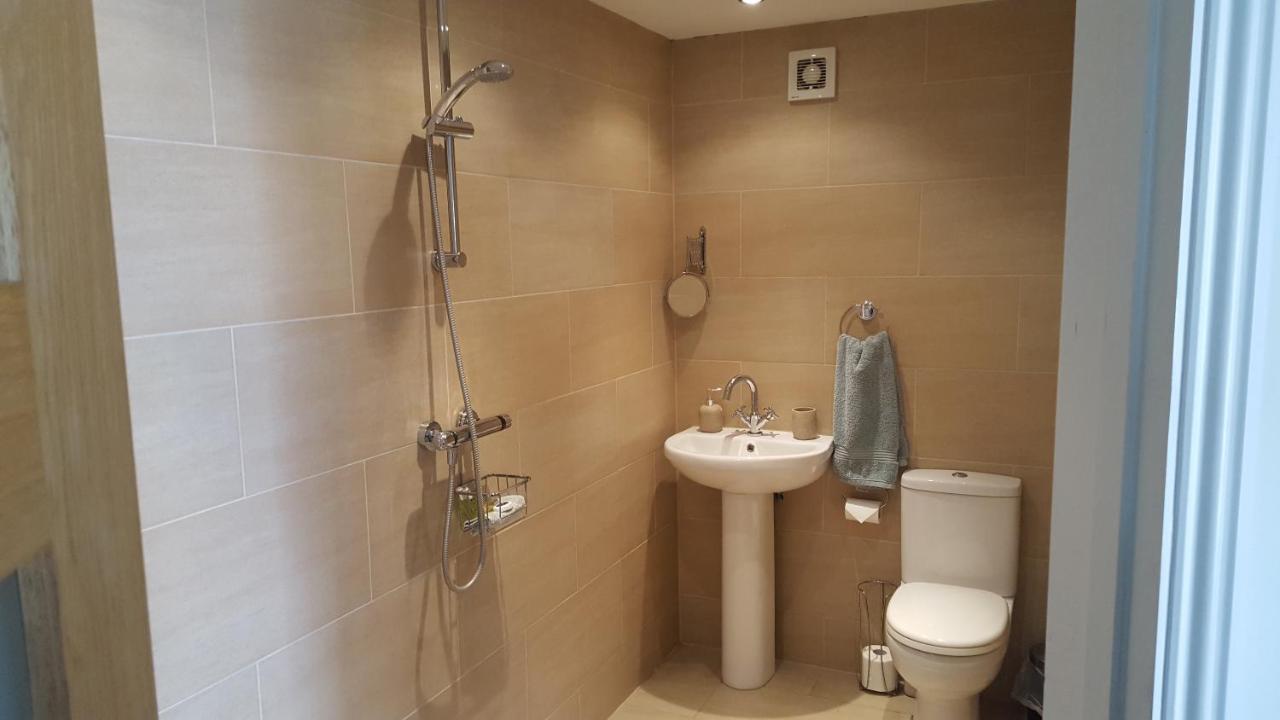 The Cartlodge B & B Колчестър Екстериор снимка
